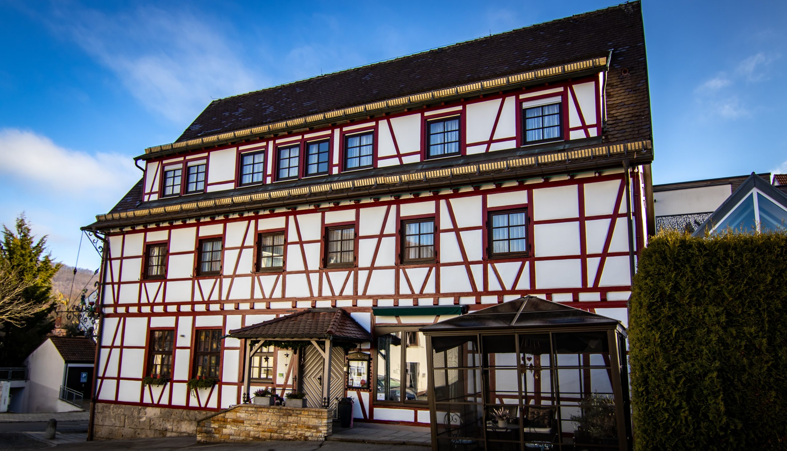 Hotel-Metzgerei-Roessle-Aussenansicht Hotel-Metzgerei-Roessle-Aussenansicht
