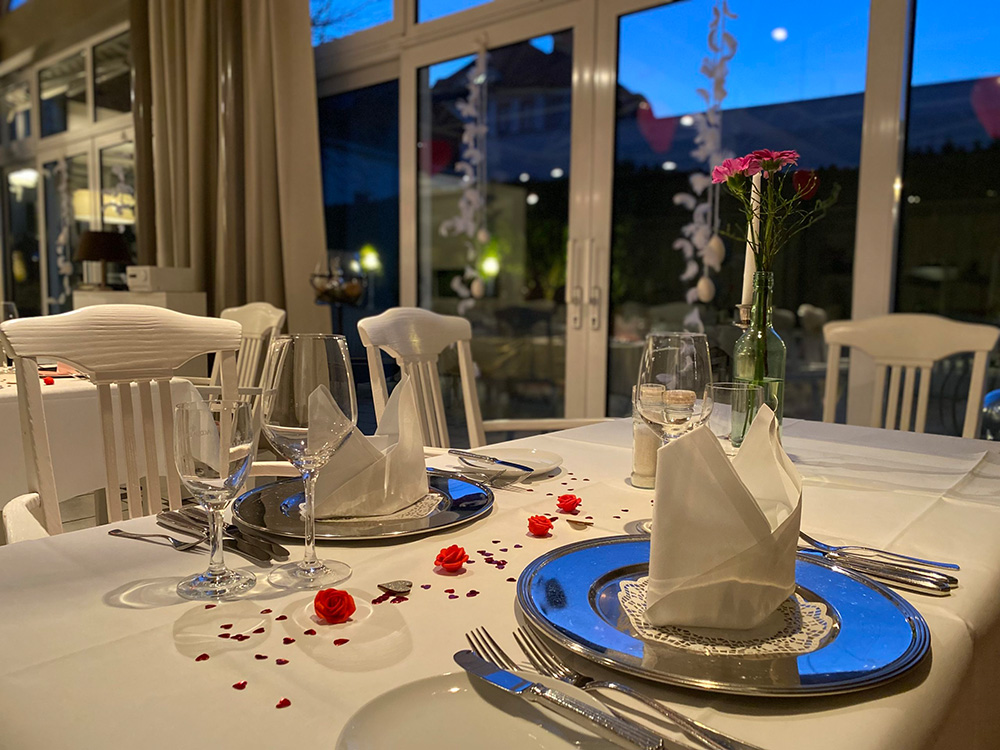 Restaurant-Hotel-Roessle-Abend Restaurant-Hotel-Roessle-Abend
